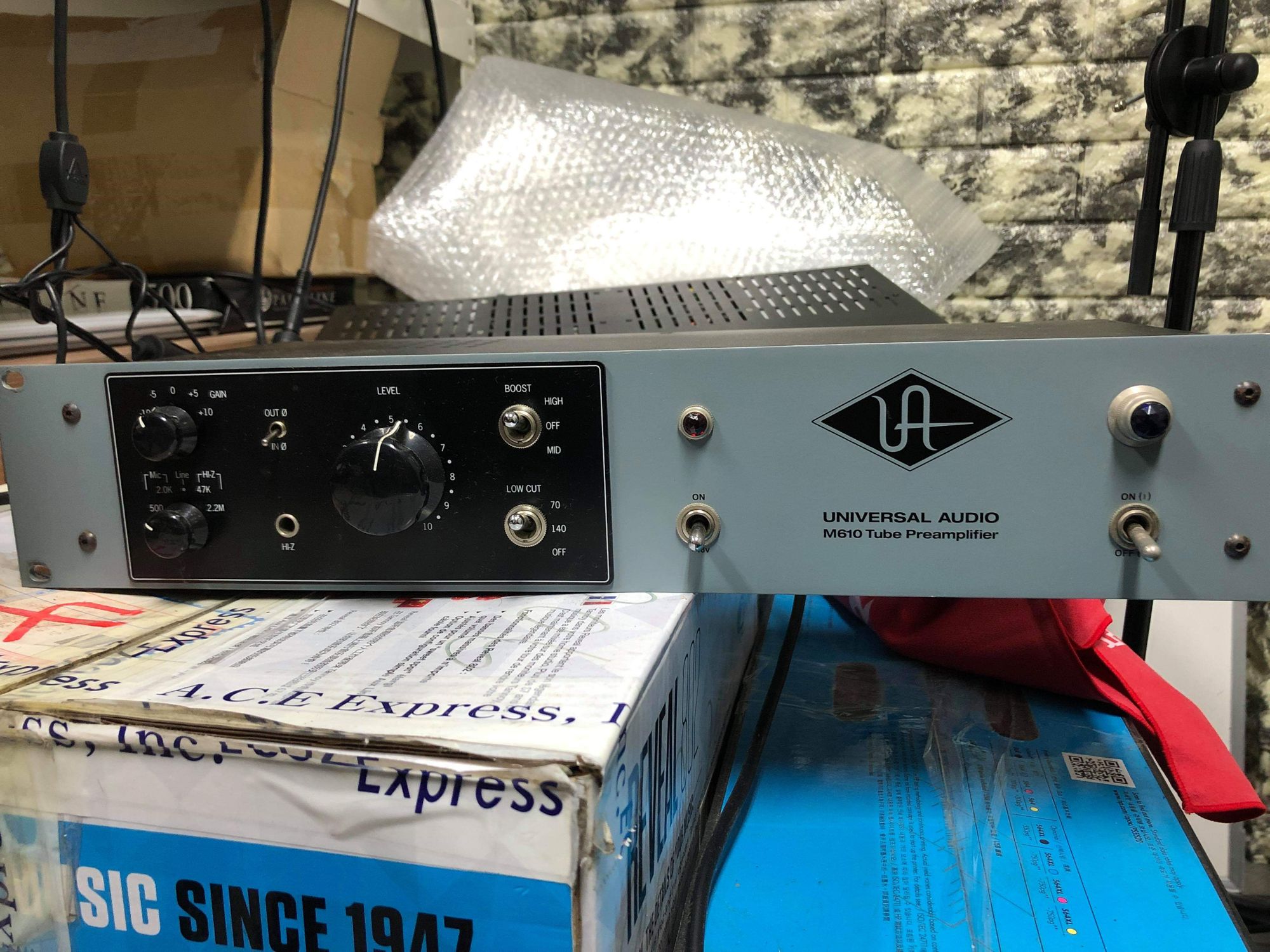 UAD M610 mic preamp 유니버셜오디오 마이크 프리앰프 중고악기 뮬