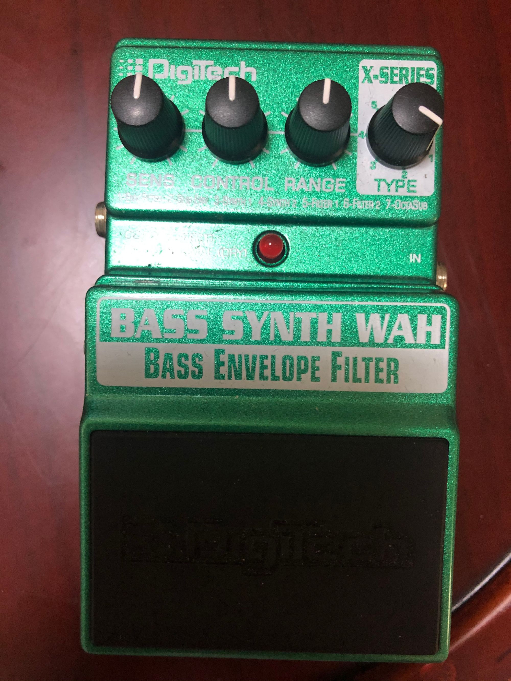 디지텍 베이스 신스와 언벨롭필터 판매합니다! Digitech bass synth wah 중고악기 뮬