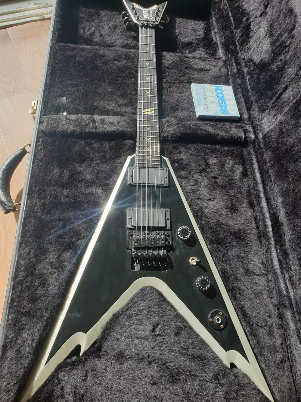 DEAN USA Razorback V 120만원 | 중고악기 뮬