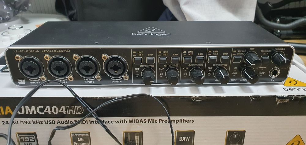 오디오인터페이스 베링거 UMC404HD | 중고악기 뮬