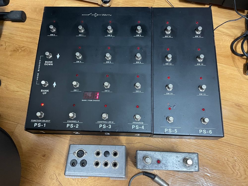 CAE RS-10 + Expander 미디페달 | 중고악기 뮬