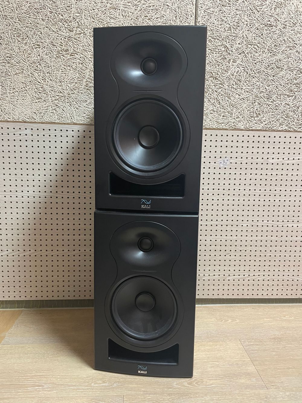 KALI LP6 v1 1 조 신품급 / kali cali lp6 lp_6 kali audio 중고악기 뮬