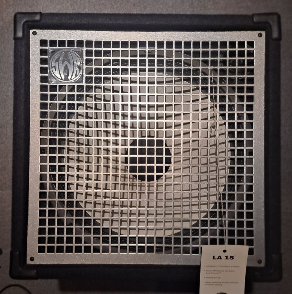 SWR LA15 (100 W) 베이스앰프 직거래 (서울 양재동) | 중고악기 뮬