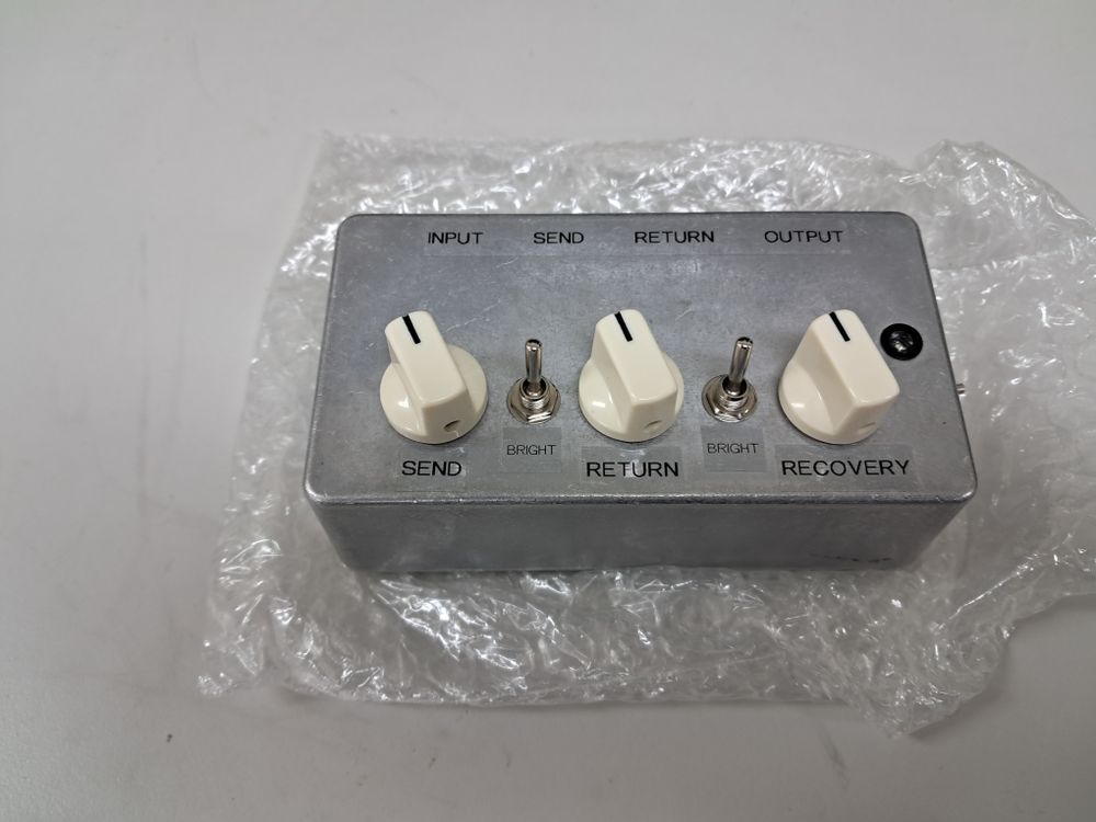 리트리님 제작 Buffered FX Loop 판매합니다 중고악기 뮬