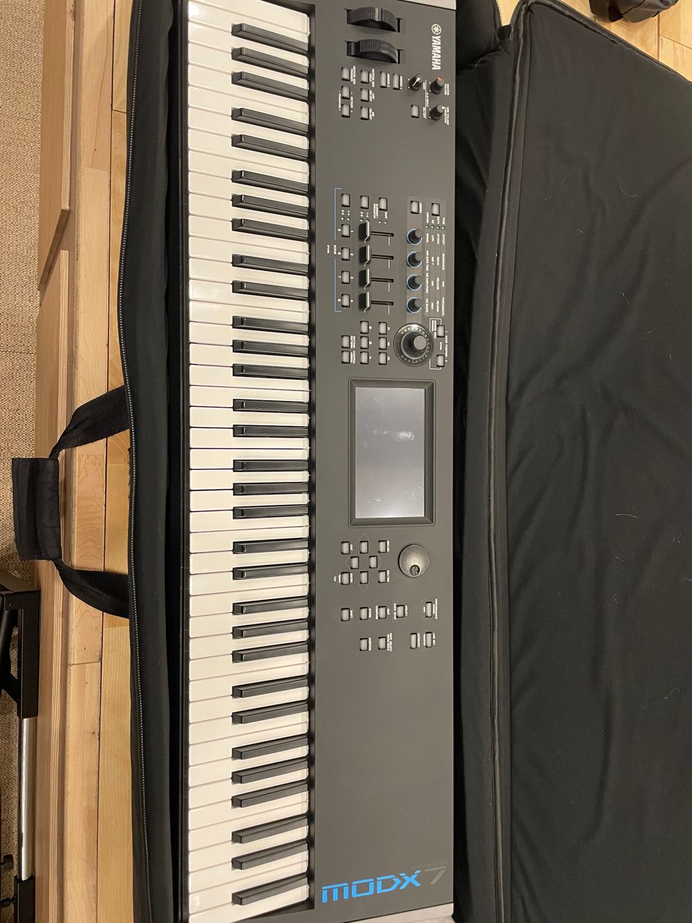 야마하 yamaha modx7 (케이스, 거치대 포함) | 중고악기 뮬