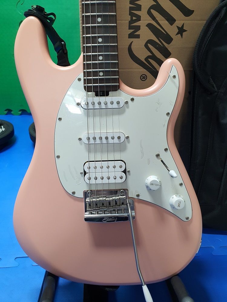 스털링 Sterling 일렉기타 Cutlass CT50 HSS Pueblo Pink Satin 팝니다. | 중고악기 뮬
