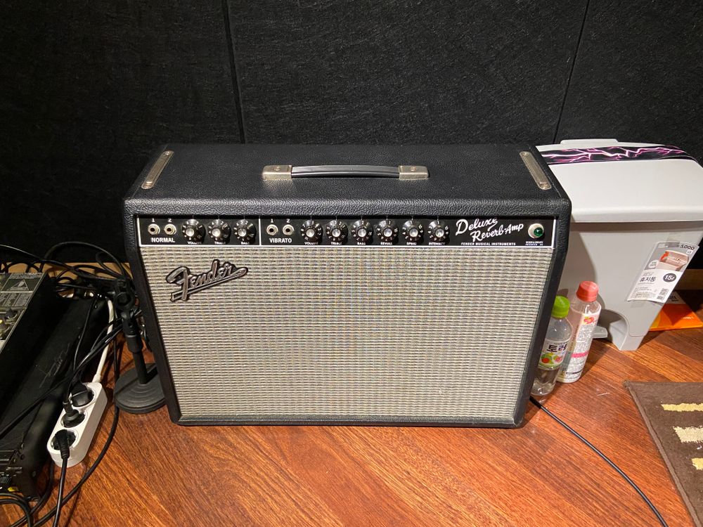 펜더 디럭스리버브 Fender Deluxe Reverb 120V | 중고악기 뮬