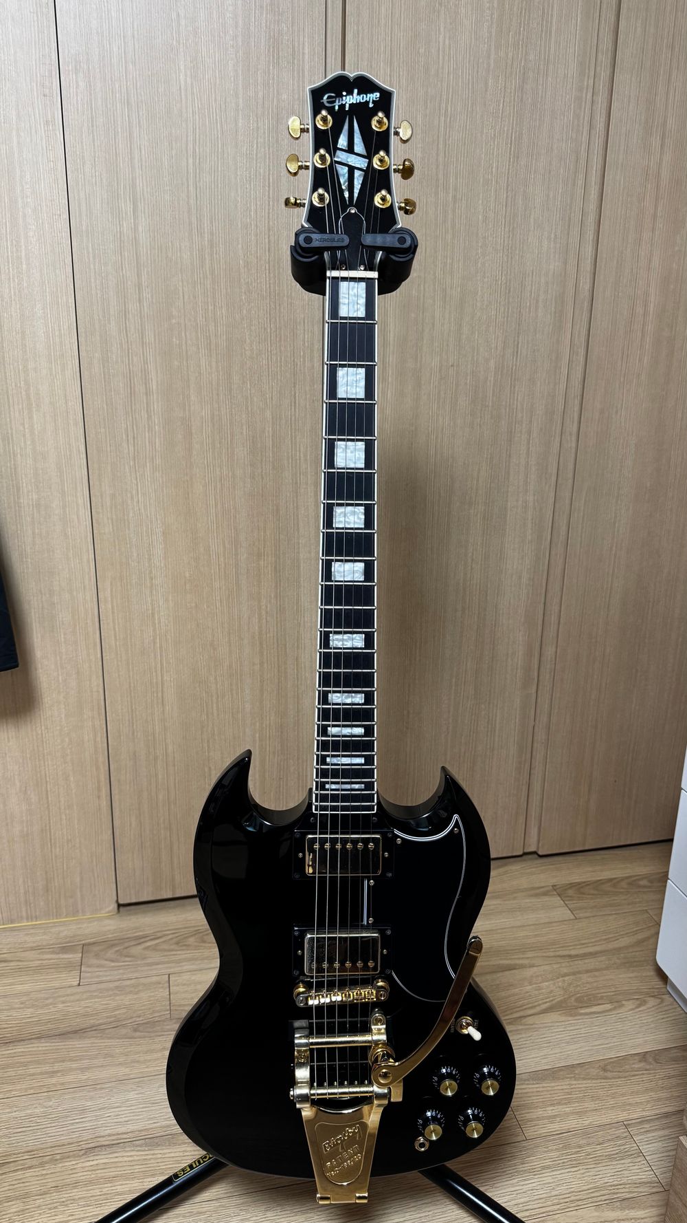 Epiphone SG Custom Ebony (Bigsby B7 Modified) | 중고악기 뮬